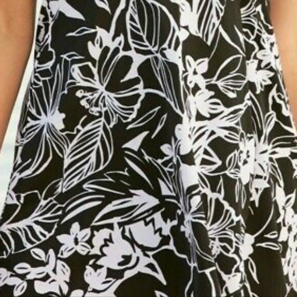 Swimsuits for All One Piece Floral Swimdress Size 34 - Picture 3 of 12